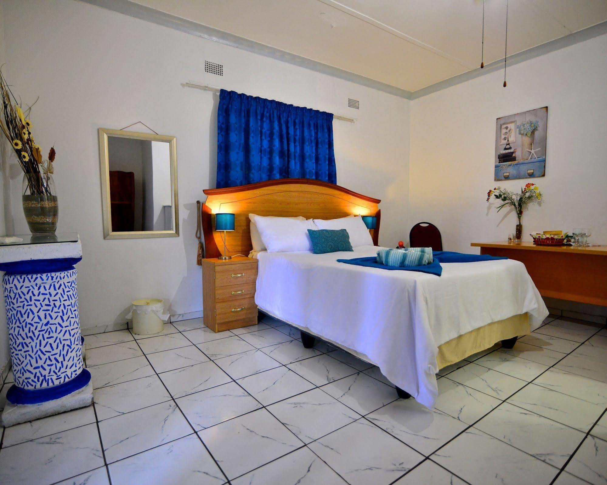 Lalamo Guesthouse Пхалаборва Экстерьер фото