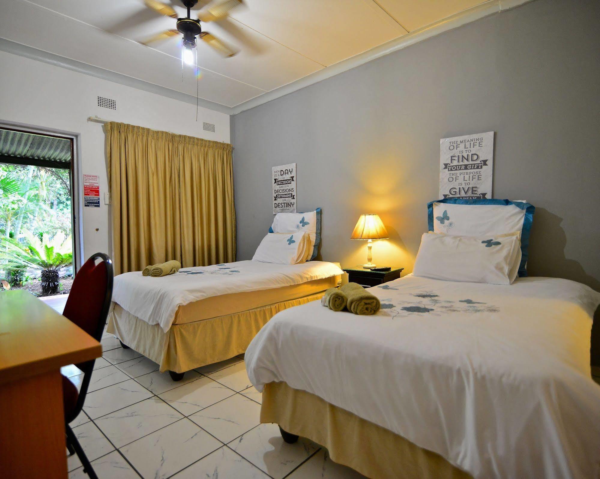 Lalamo Guesthouse Пхалаборва Экстерьер фото