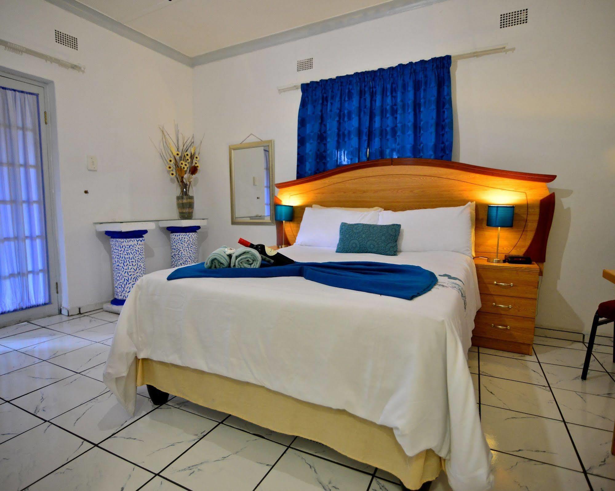 Lalamo Guesthouse Пхалаборва Экстерьер фото